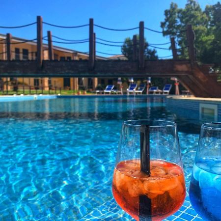 Hotel La Ciaccia Валледорія Екстер'єр фото
